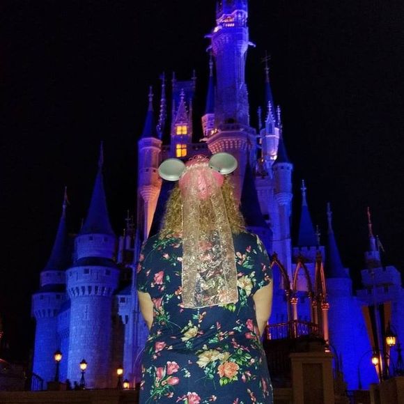 Meet your Posher, Elizabeth - Picture 1 of 1